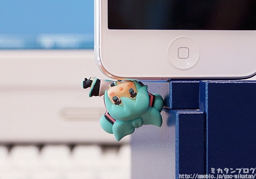 グッドスマイルカンパニー イヤホンジャックアクセサリー 初音ミク ふわふわ 中古 グッドスマイルカンパニー イヤホンジャックアクセサリー 初音
